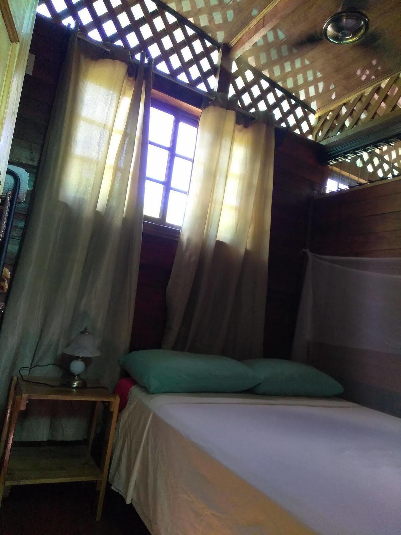 Hostal Cecilia Puerto Viejo de Talamanca Exterior foto